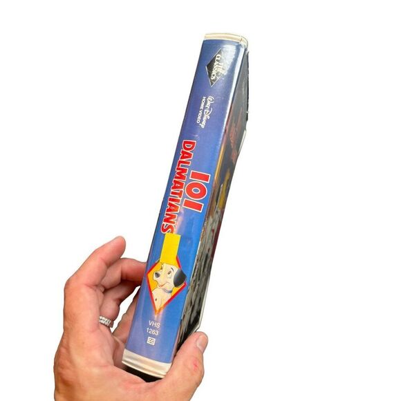 Vintage Walt Disneys Classic "101 Dalmatians" VHS Tape - Picture 2 of 6